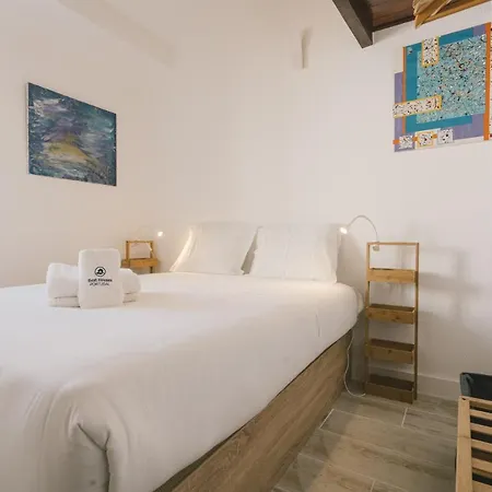 בית נופש 65 - Sea & Surf House *